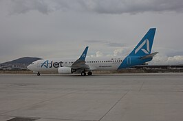 Een Boeing 737-800 van AJet