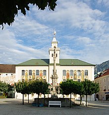 REI Rathausplatz-1 07.jpg