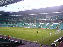 Vue intérieure d'un stade vide