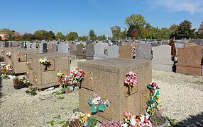 Escautpont - Cimetière d'Escautpont (01).JPG