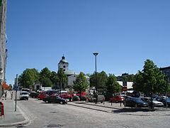 La place du marché et au fond l'église.