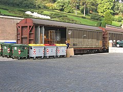 Wagon couvert à parois coulissantes