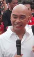 An image of Wally Bayola.