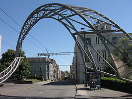 Kunstwerk over de Utrechtsestraat