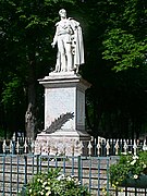 Lectoure, statue du maréchal Lannes