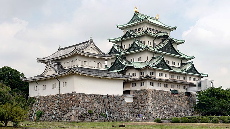 File:Nagoya Castle(Larger).jpg