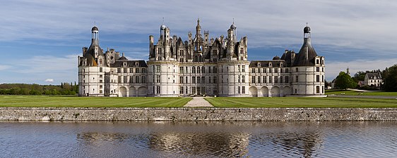 Northern Renaissance - Château de Chambord, Loire, France, by Domenico da Cortona, 1519-1547[152]