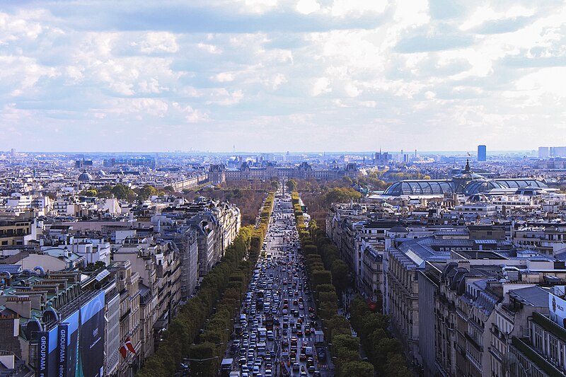 File:Cityscape of Paris with traffic (Unsplash).jpg