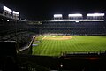 Wrigley Field unter Flutlicht im Jahr 2004