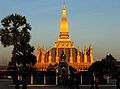 Pha That Luang al atardecer