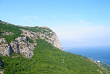 Muntanji ħodor li jħarsu lejn il-Baħar l-Iswed fil-Lbiċ tal-Krimea.