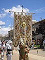 Bannière de la Fête-Dieu à Camañas en Espagne, en 2006.