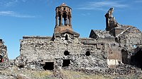 The zhamatun with its colonnaded belvedere covering the hole of the oculus.[7]