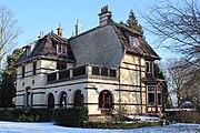 La Fondation européenne pour la sculpture dans le parc Tournay-Solvay.