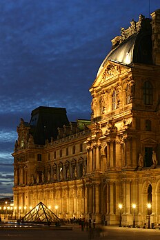 L’aile Richelieu du musée du Louvre, à Paris (1er arrondissement). (définition réelle 2 048 × 3 072)