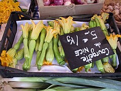 Fleurs de courgette du marché de Nice