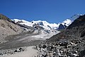 Blick auf den Gletscher vom Zungenende des Jahres 2000 sieben Jahre später