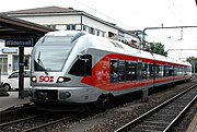 SOB RABe 526 (Series 1/2) S-Bahn set at Wädenswil station