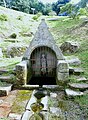 Kerlaz : la fontaine Saint-Germain vue de près