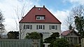 Villa mit Einfriedung