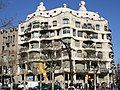 Casa Milà vista del Passeig de Gràcia