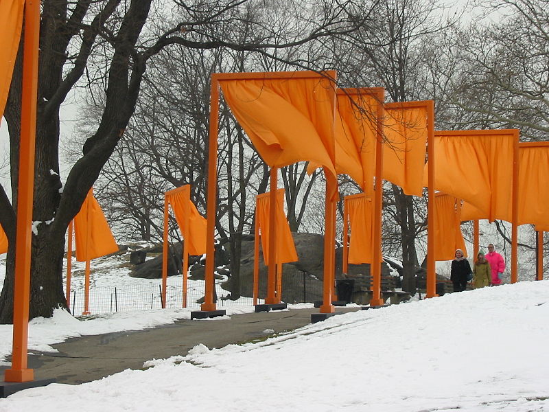 File:The Gates (96069208).jpg