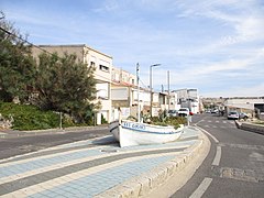 Barquette marseillaise de l'entrée des Goudes