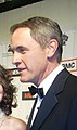 Mark Moses interpreta Paul Young