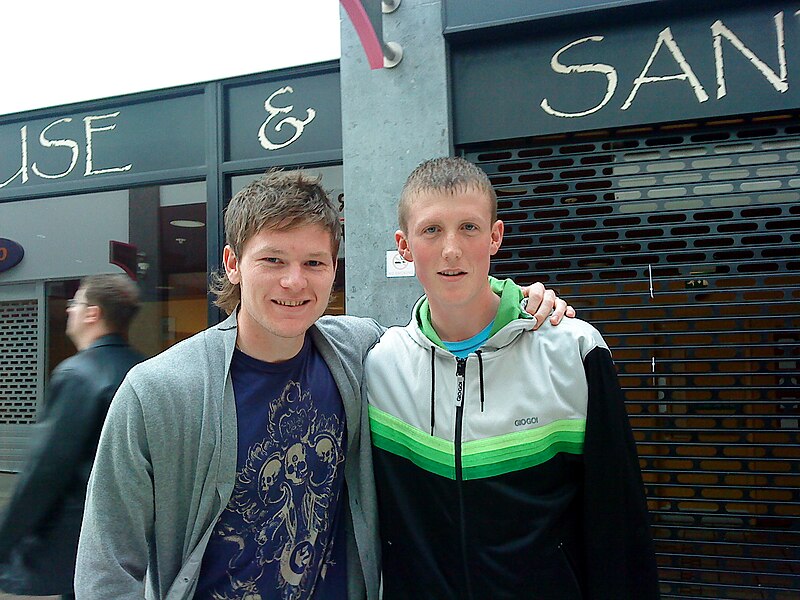 File:Aron Gunarsson and Fan.JPG