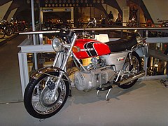 La Hercules W 2000 est l'une des rares motos propulsées par un moteur Wankel.