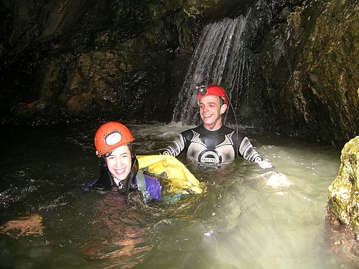 Espeleoturismo jarduera Eginoko Lezean (Araba).