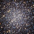 Heart of the Hercules Globular Cluster, Hubble image