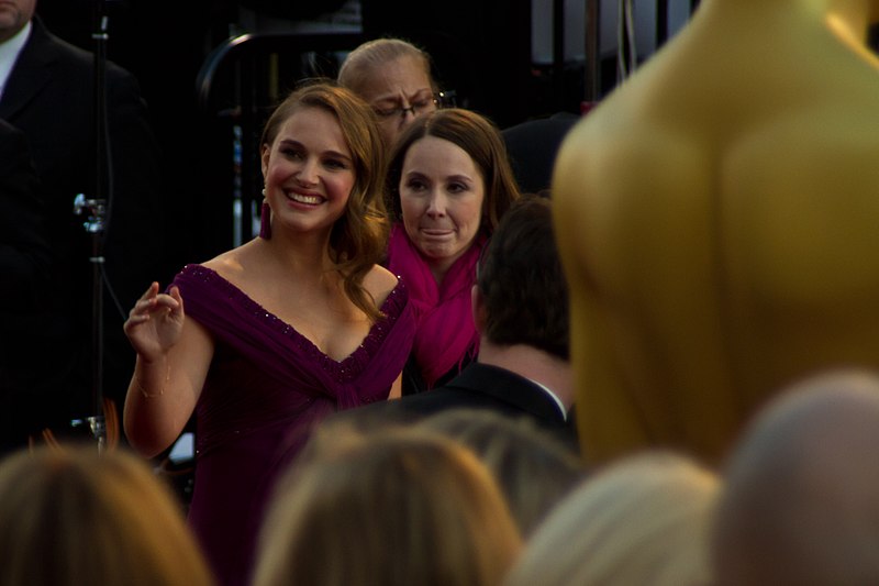 File:Natalie Portman (2011 Academy Awards) 03.jpg