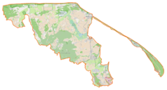 Mapa konturowa powiatu puckiego, blisko prawej krawiędzi na dole znajduje się punkt z opisem „Dom Morświna”