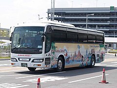 Limousinebus 53-70455R2 Magical Fantasy 2007.jpg