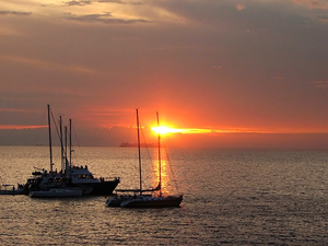 Sonnenuntergang in Bay City, Pasay