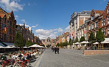 Oude Markt Leuven.jpg