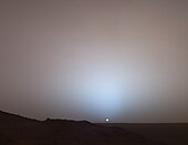 Atardecer marciano visto por el rover "Spirit" (mayo de 2005).