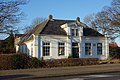 Middenweg 179, voormalig raadhuis