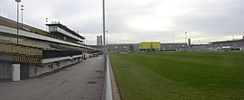 Vnitřek stadionu (prosinec 2006). Pohled ze severovýchodního rohu.