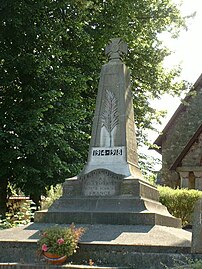 Le monument aux morts.