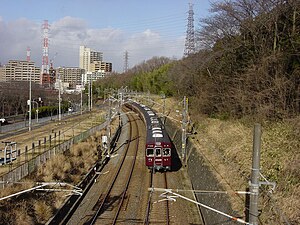 3300系による普通天下茶屋行き （2010年2月 山田駅付近）