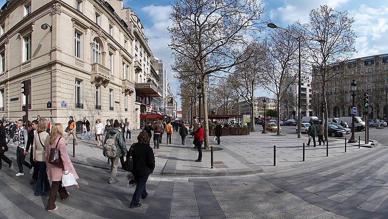 File:Champs Elysees walking.jpg