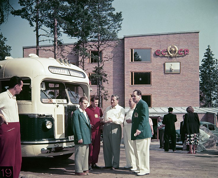 File:Helsinki olympialaiset 1952 Otaniemen kisakylä.jpg