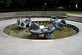 Marshall-Brunnen – Grazien (1963), Taunusanlage, Frankfurt am Main