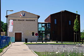 The town hall in Croignon