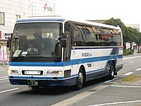 自社独自カラーとなって導入された3代目車両　三菱ふそう・エアロバス （宮崎交通）