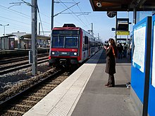 Un train MERI arrivant à Chelles - Gournay.