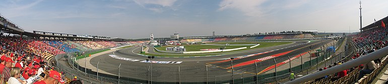 Vue du circuit d'Hockenheim depuis les tribunes sud.