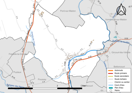 Carte en couleur présentant le réseau hydrographique de la commune